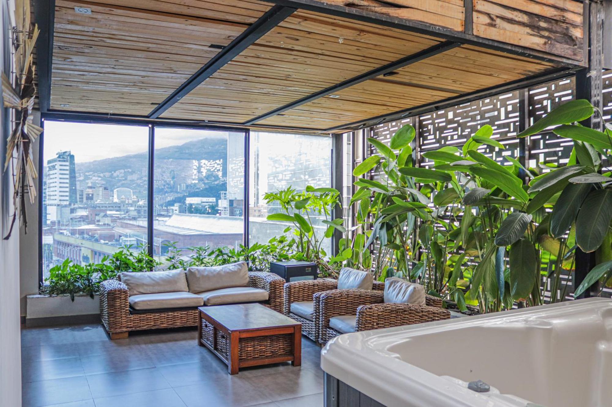 Hotel 47 Medellin Center Ngoại thất bức ảnh