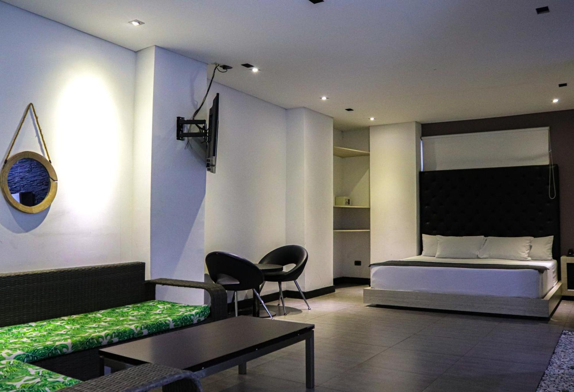 Hotel 47 Medellin Center Ngoại thất bức ảnh