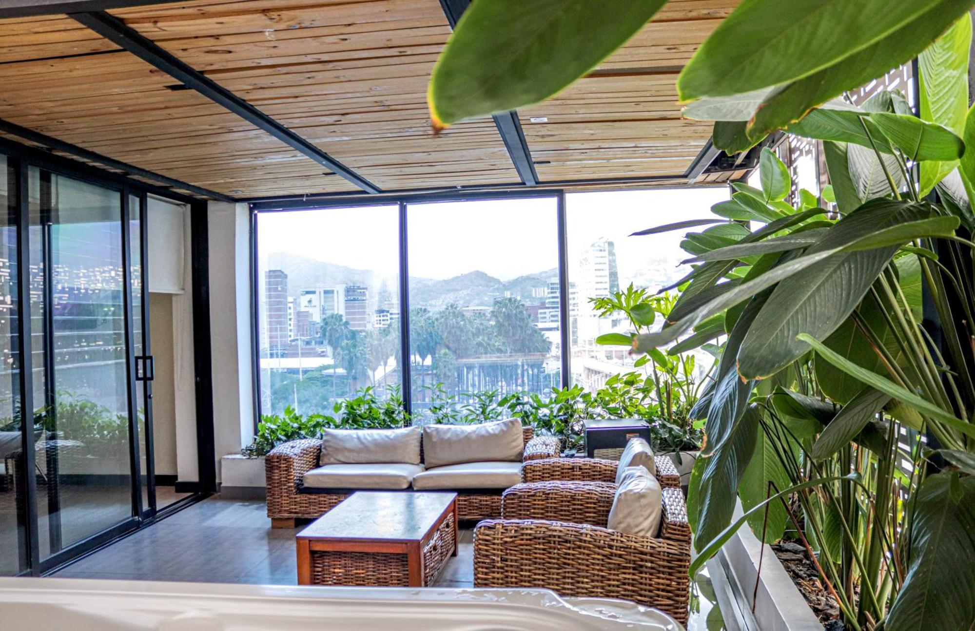 Hotel 47 Medellin Center Ngoại thất bức ảnh