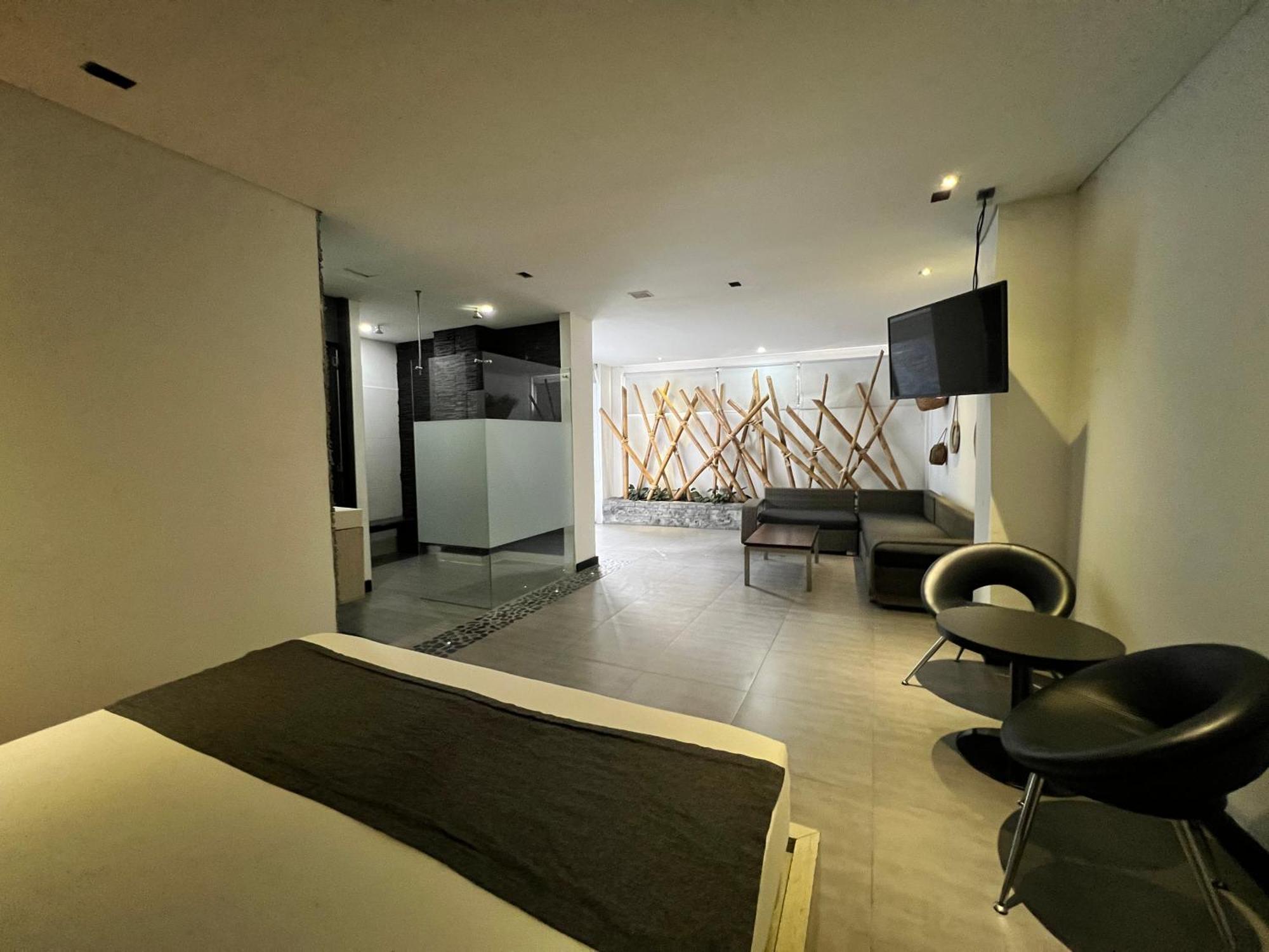 Hotel 47 Medellin Center Ngoại thất bức ảnh