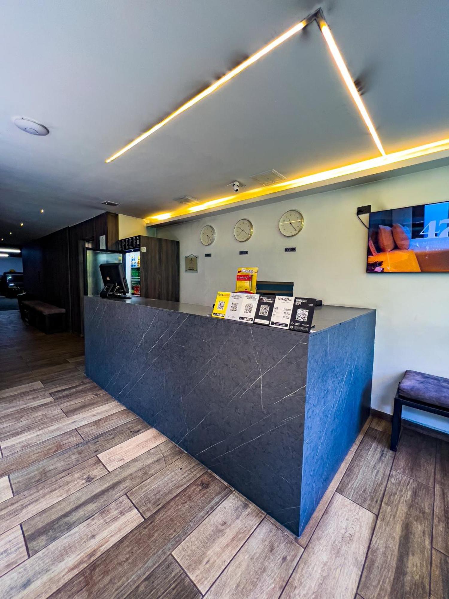 Hotel 47 Medellin Center Ngoại thất bức ảnh