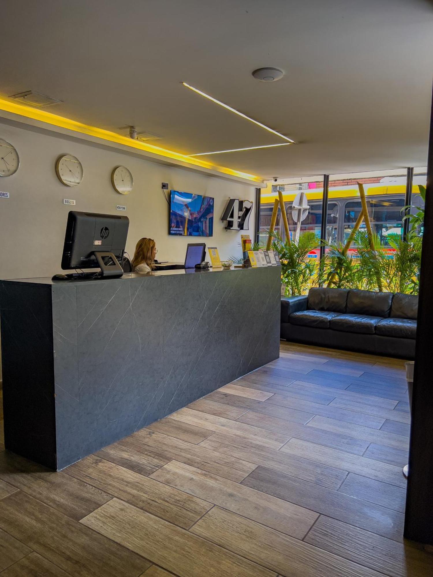 Hotel 47 Medellin Center Ngoại thất bức ảnh